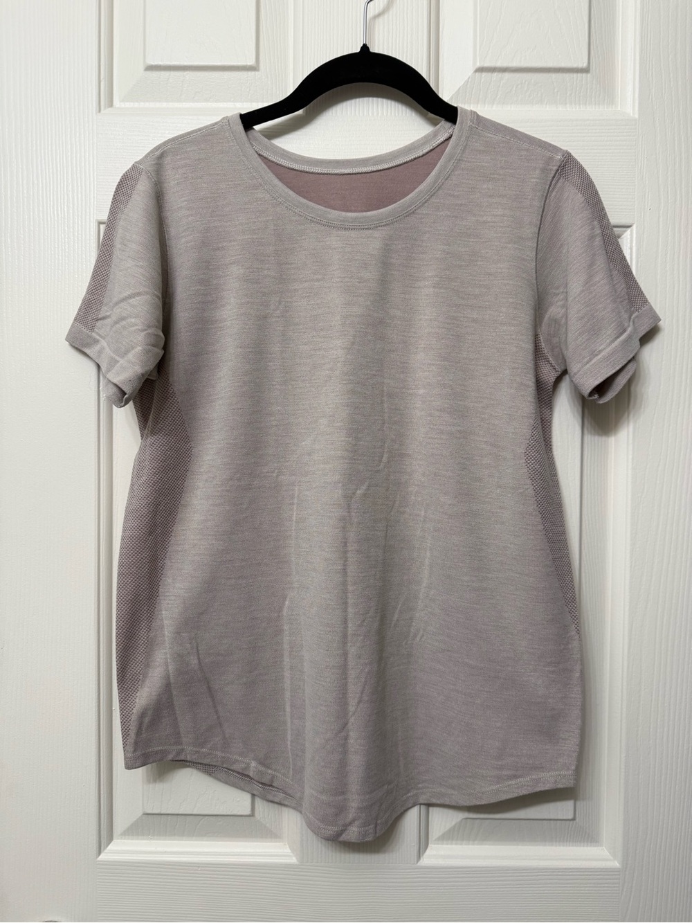 lululemon athletica Short Sleeve wool blend Crewneck Top - Light Mauve